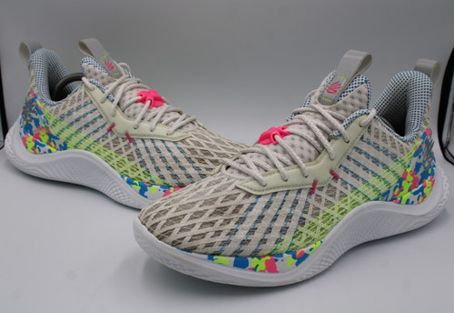 Size under armour curry - 11,